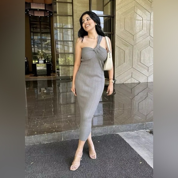 Zara Dresses & Skirts - NWT Zara Grey Asymmetrical Ribbed Knit Midi Dress